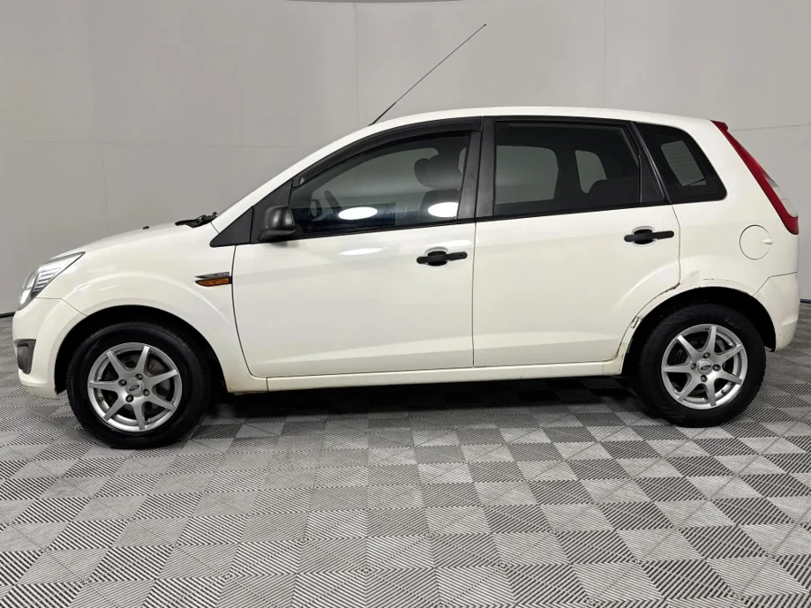 Used 2015 Ford Figo 1.4 Ambiente - WeBuyCars Vereeniging