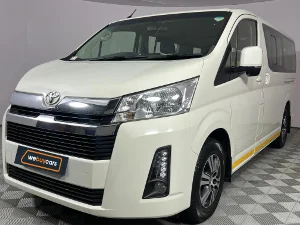 Used 2022 Toyota Quantum 2.8 LWB bus 11-seater GL