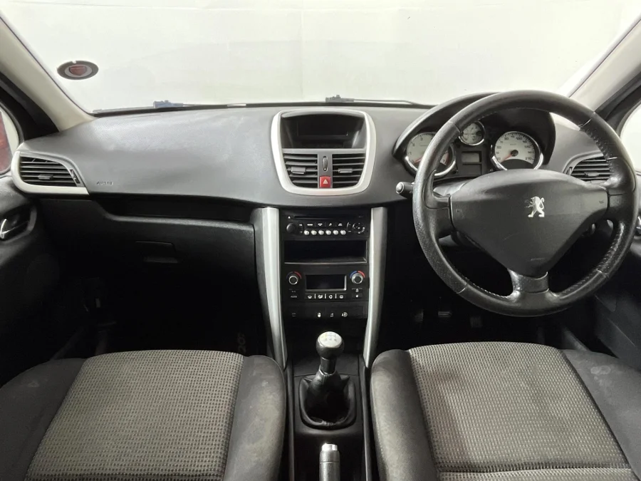 Used 2011 Peugeot 207 1.6 Dynamic - WeBuyCars  Witbank