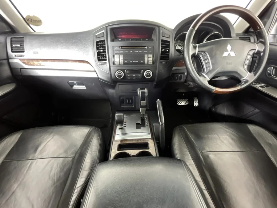 Used 2009 Mitsubishi Pajero 3-door 3.2DI-D GLS - WeBuyCars Montana