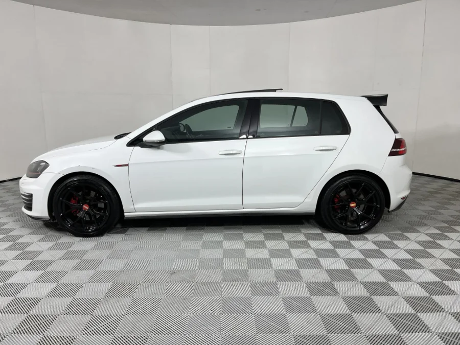 Used 2014 Volkswagen Golf GTI auto - WeBuyCars Gqeberha