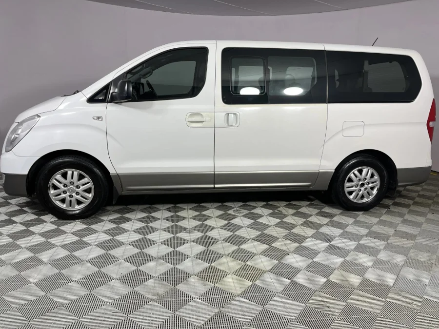 Used 2016 Hyundai H-1 2.5VGTi bus Elite 9-seater - WeBuyCars Brackenfell Cape Town