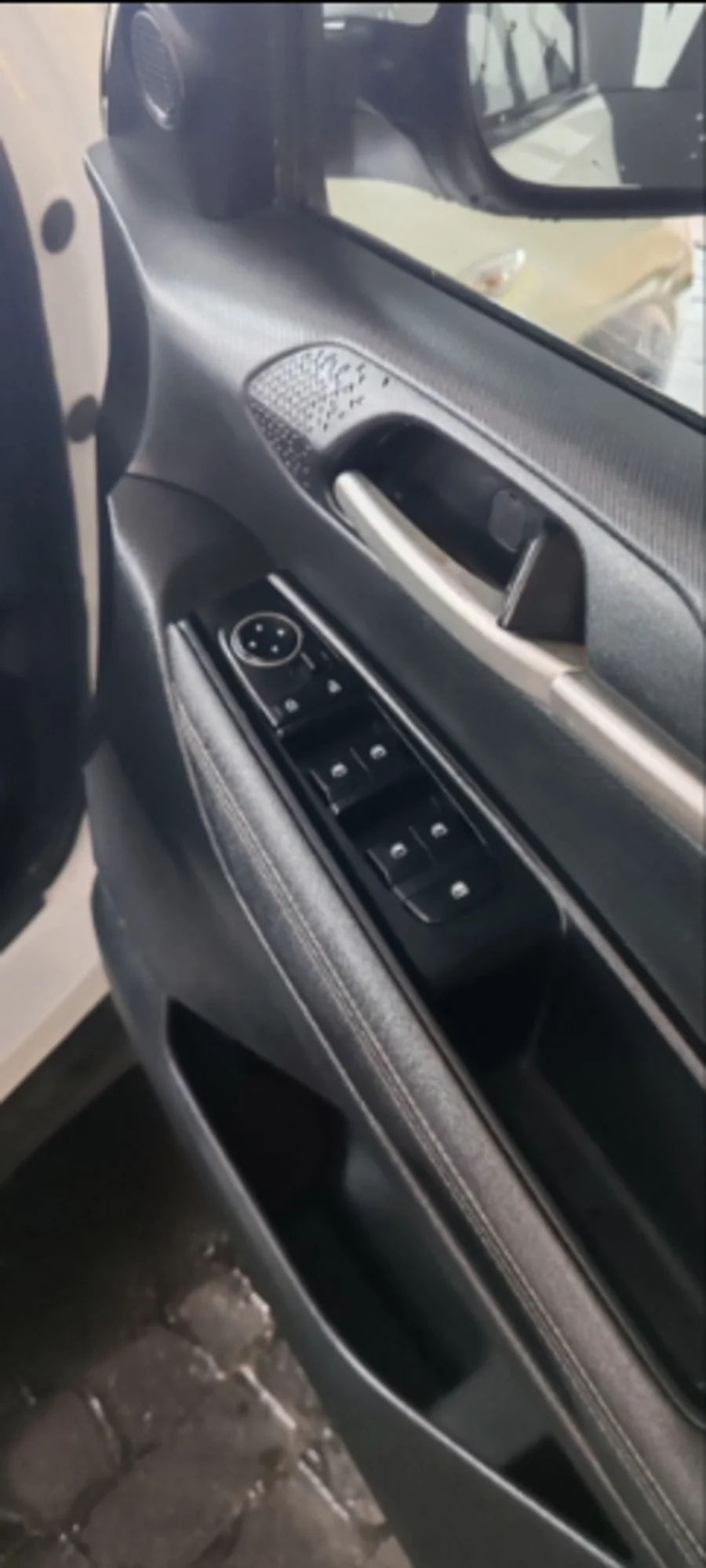 Used 2023 Kia Sonet 1.5 EX manual - Action Motors Lenasia