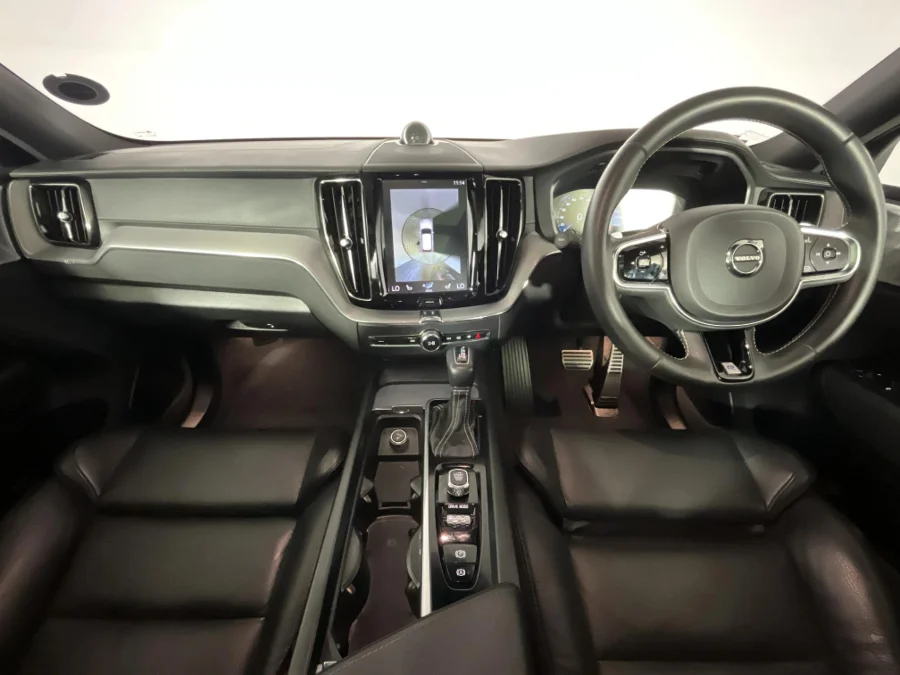 Used 2019 Volvo XC60 D4 AWD R-Design - WeBuyCars Durban