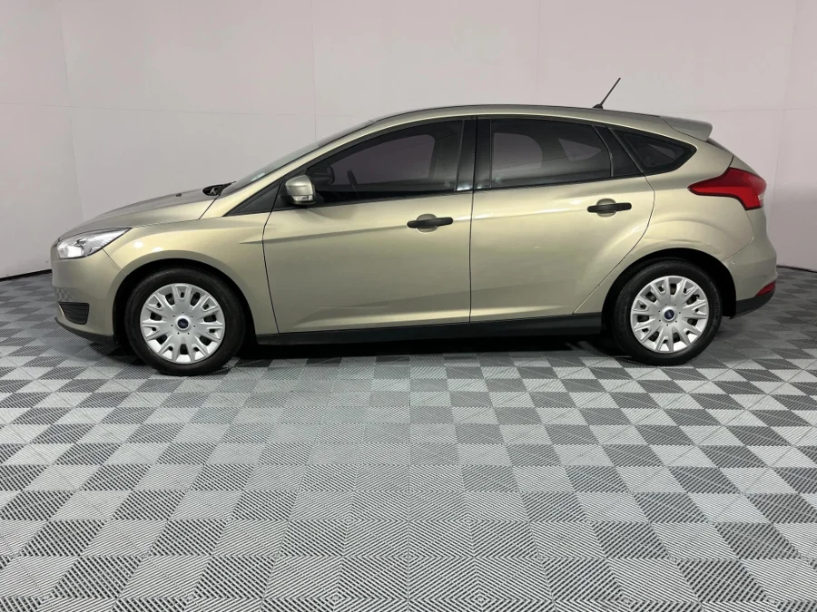 Used 2018 Ford Focus hatch 1.0T Ambiente - WeBuyCars Brackenfell Cape Town Used 2018 Ford Focus hatch 1.0T Ambiente - WeBuyCars Brackenfell Cape Town