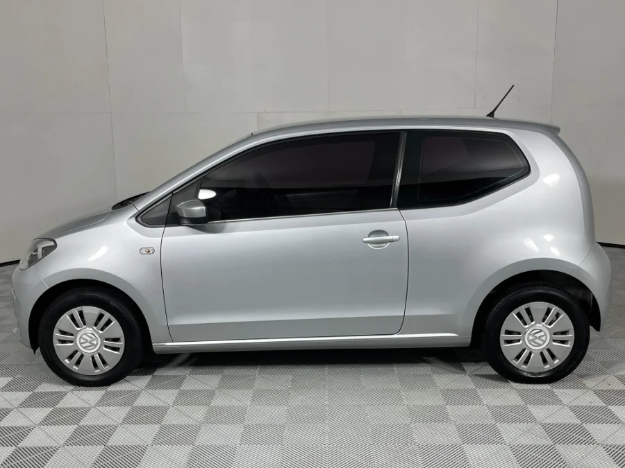Used 2015 Volkswagen up! club up! 3-door 1.0 - WeBuyCars Gqeberha