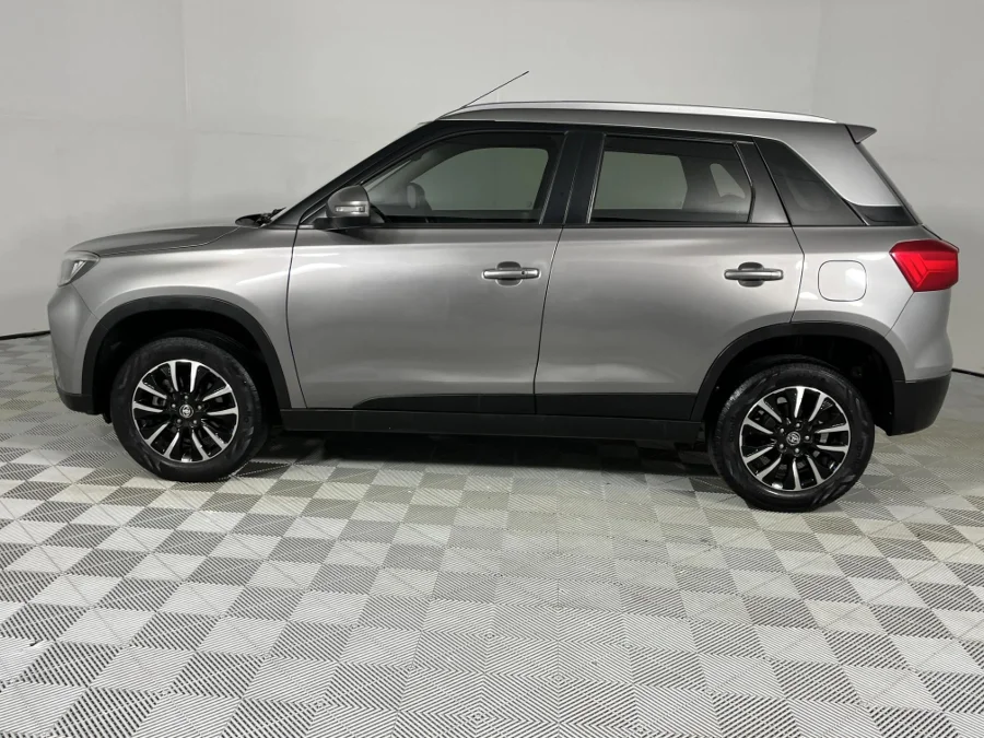 Used 2023 Toyota Urban Cruiser 1.5 XR auto - WeBuyCars Silverlakes