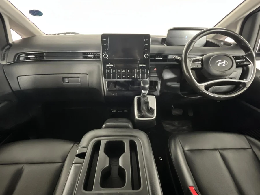 Used 2022 Hyundai Staria 2.2D Executive 9-seater - WeBuyCars Gqeberha Used 2022 Hyundai Staria 2.2D Executive 9-seater - WeBuyCars Gqeberha
