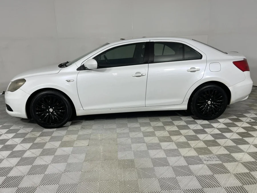 Used 2013 Suzuki Kizashi 2.4 SDLX auto - WeBuyCars Silverlakes