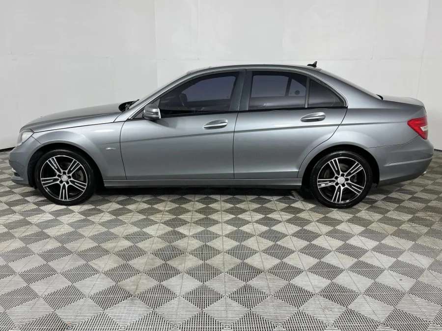 Used 2013 Mercedes-Benz C-Class C200 Classic auto - WeBuyCars George