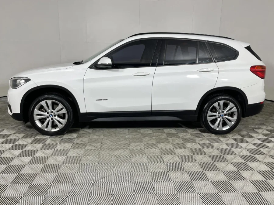 Used 2016 BMW X1 sDrive20i sports-auto - WeBuyCars The Dome
