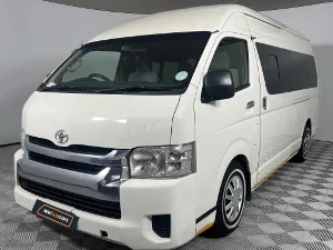 Used 2017 Toyota Quantum 2.5D-4D GL 14-seater bus