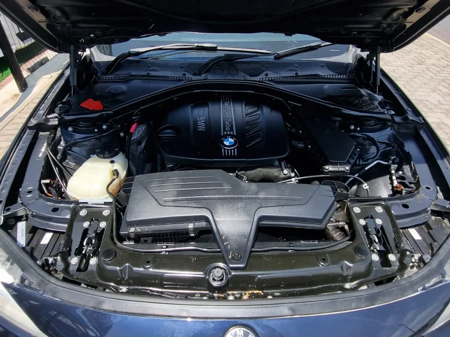 Used 2013 BMW 3 Series 320d sports-auto - Carbase Auto