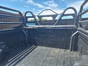 MAHINDRA SINGLE CAB PICKUP CATTLE RAIL MAHINDRA SINGLE CAB PICKUP CATTLE RAIL