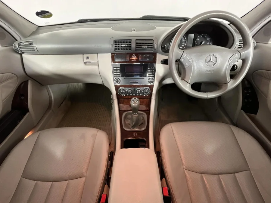 Used 2004 Mercedes-Benz C-Class C200 Kompressor Elegance - WeBuyCars George