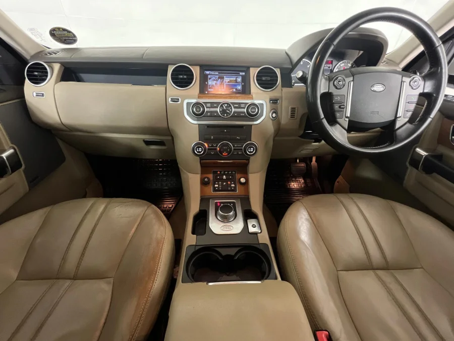 Used 2015 Land Rover Discovery SDV6 SE - WeBuyCars Riverhorse