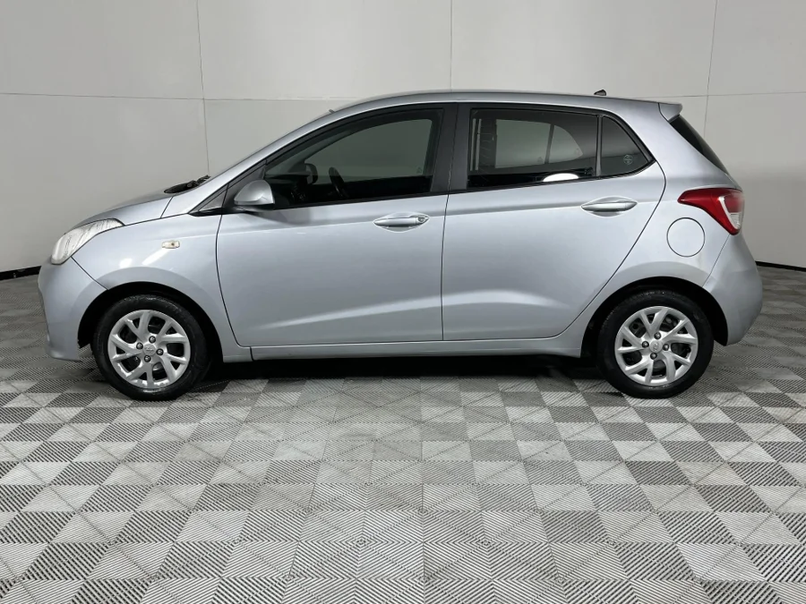 Used 2020 Hyundai Grand i10 1.0 Motion Cargo panel van - WeBuycars East London