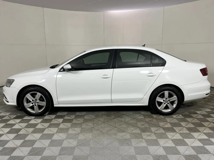 Used 2017 Volkswagen Jetta 1.2TSI Trendline - WeBuyCars JHB South