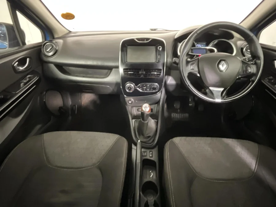 Used 2014 Renault Clio 66kW turbo Dynamique - WeBuyCars JHB South