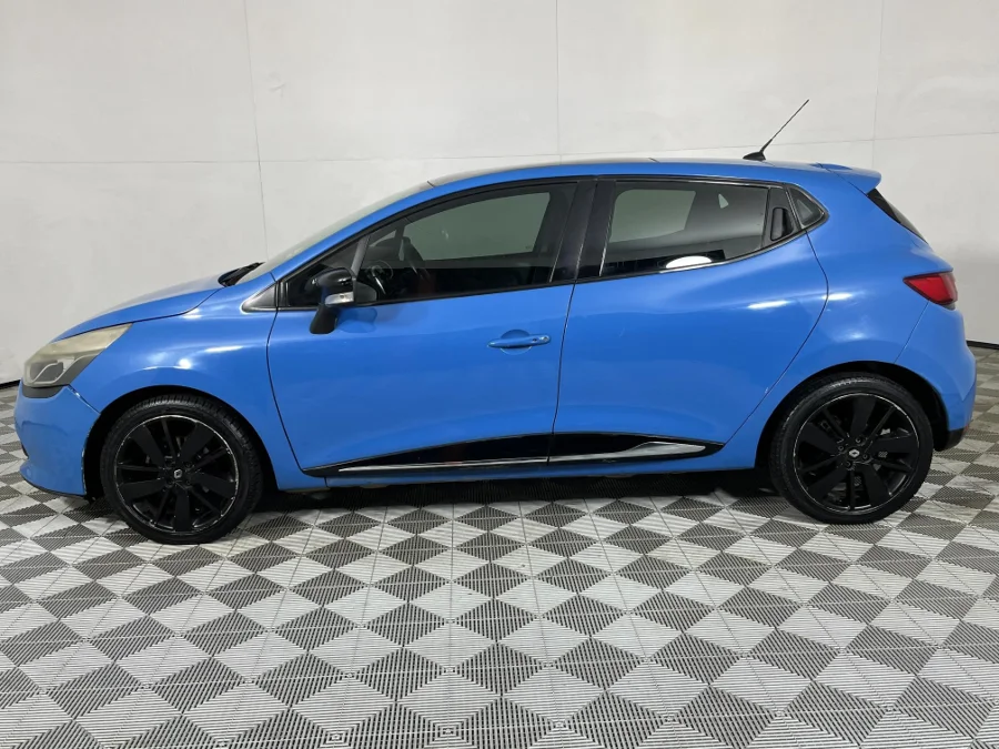 Used 2014 Renault Clio 66kW turbo Dynamique - WeBuyCars JHB South