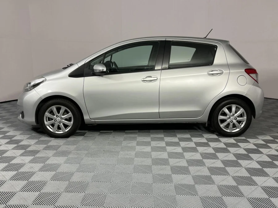 Used 2012 Toyota Yaris 5-door 1.3 XS auto - WeBuyCars Brackenfell Cape Town