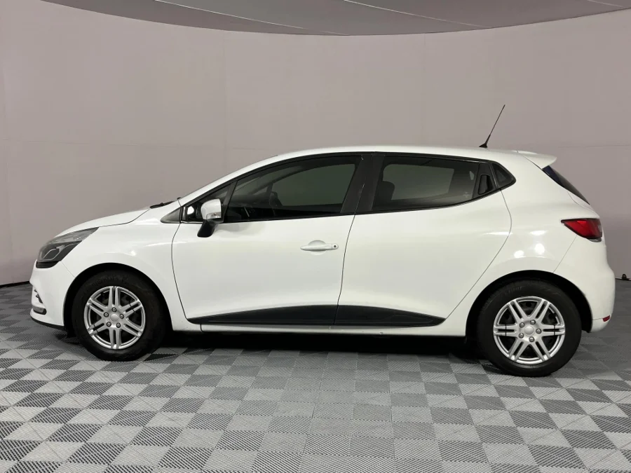 Used 2019 Renault Clio 66kW turbo Authentique - WeBuyCars Brackenfell Cape Town