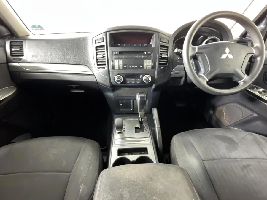 Used 2012 Mitsubishi Pajero 5-door 3.2DI-D GLX - WeBuyCars Witbank Used 2012 Mitsubishi Pajero 5-door 3.2DI-D GLX - WeBuyCars Witbank