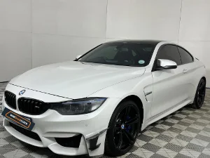 Used 2015 BMW M4 coupe auto