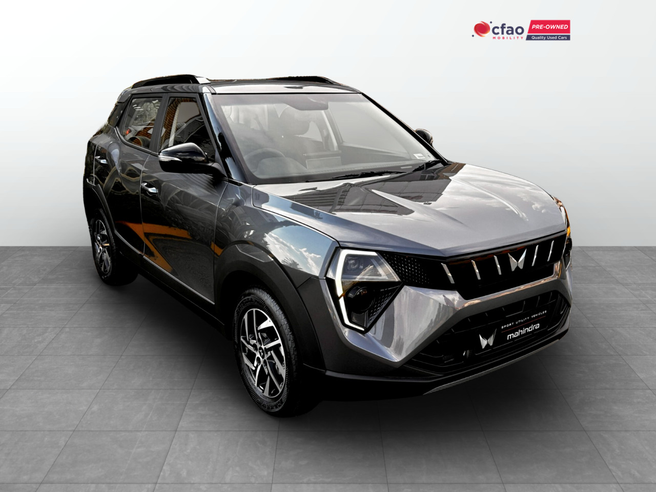 Used 2025 Mahindra XUV 3XO 1.2T AX5 manual