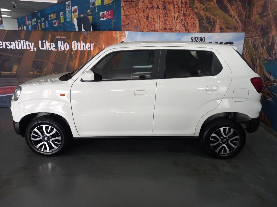 Used 2025 Suzuki S-Presso 1.0 GL+ auto - Suzuki Bassonia