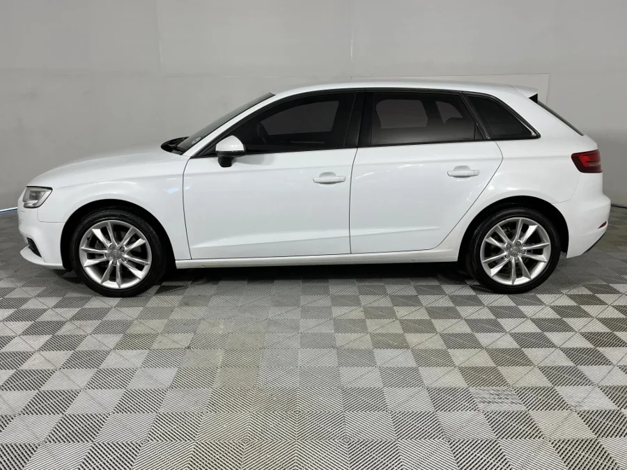 Used 2018 Audi A3 Sportback 30TFSI S line - WeBuyCars Silverlakes