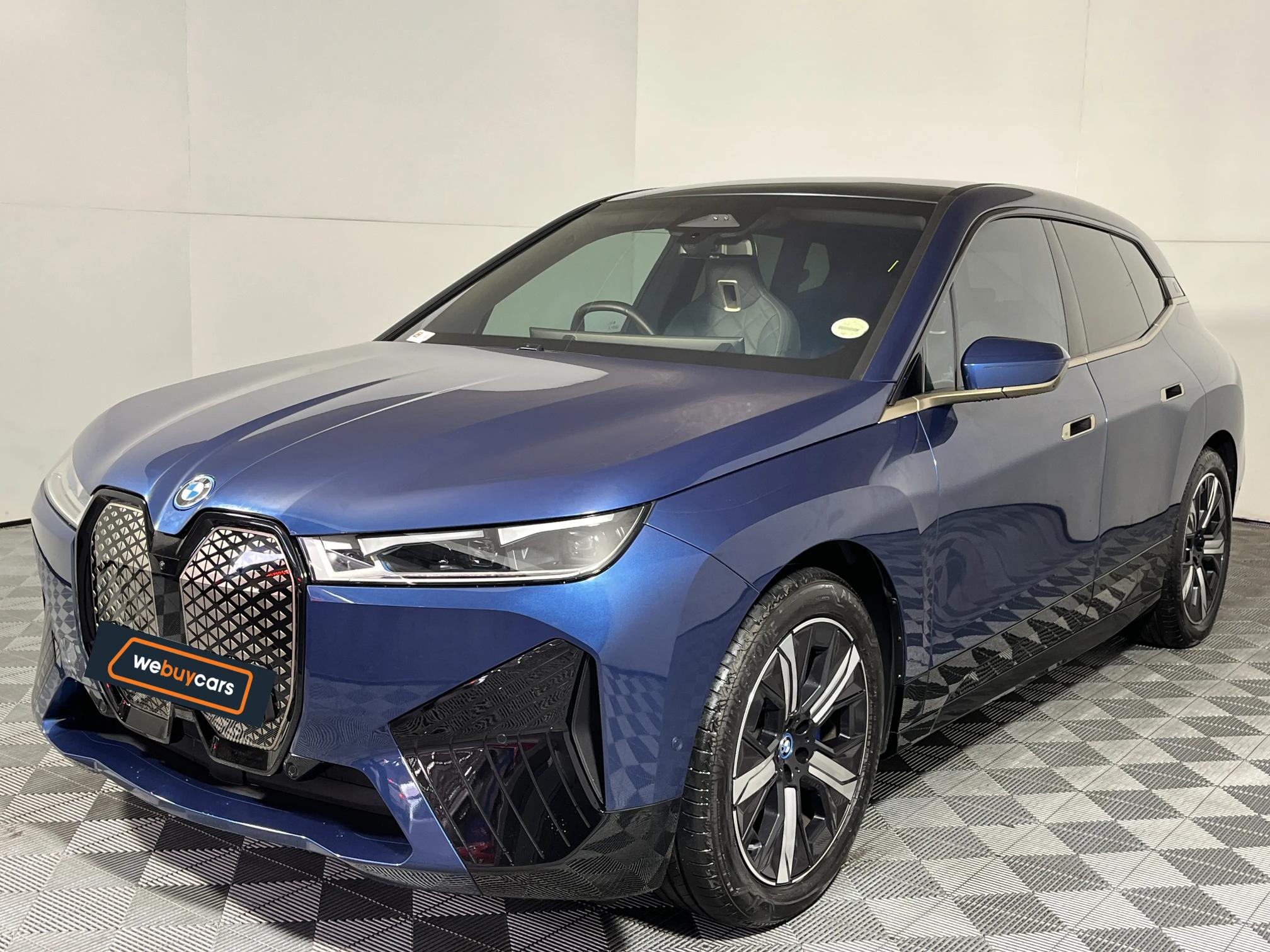 Used 2024 BMW iX xDrive40