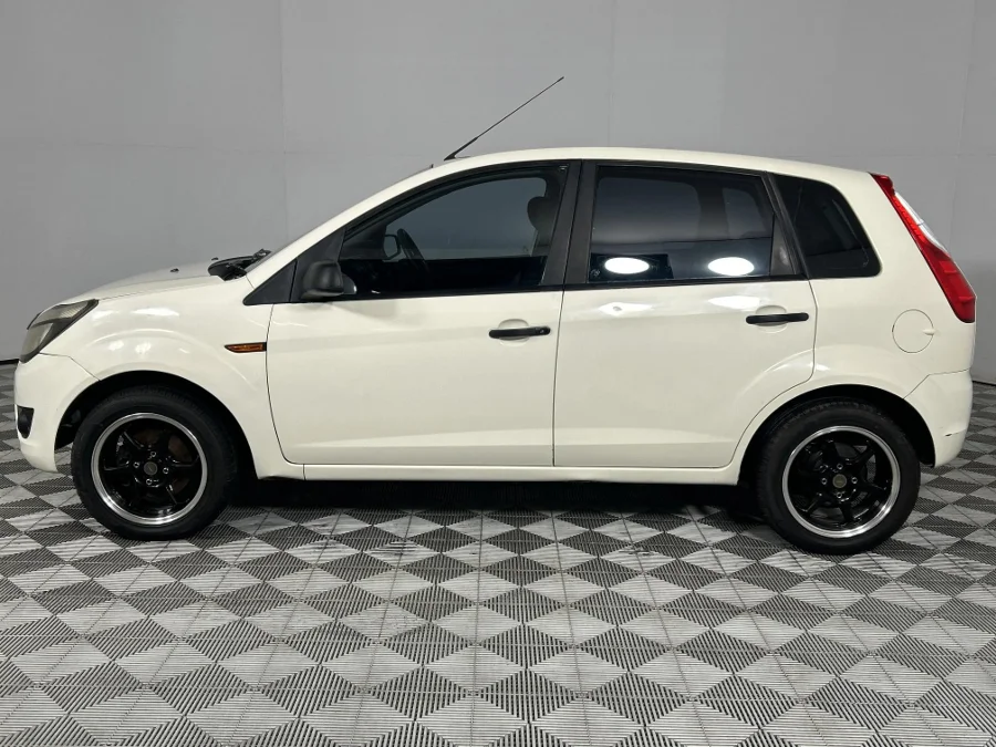 Used 2011 Ford Figo 1.4 Ambiente - WeBuyCars Richmond