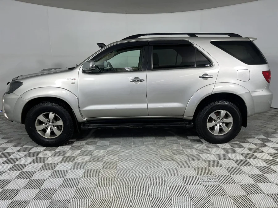 Used 2006 Toyota Fortuner 3.0D-4D 4x4 - WeBuyCars Silverlakes