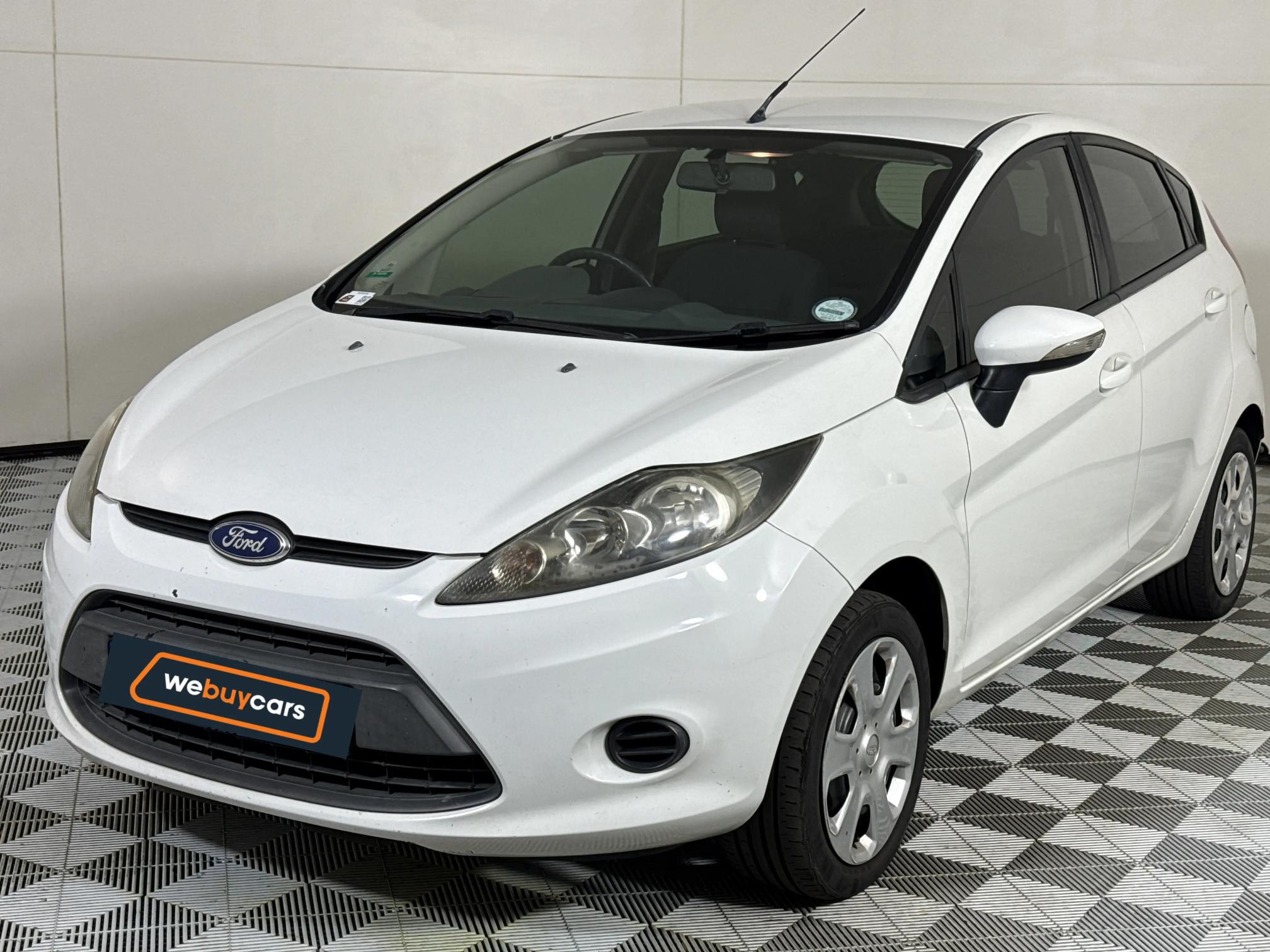 Used 2012 Ford Fiesta sedan 1.6 Trend auto