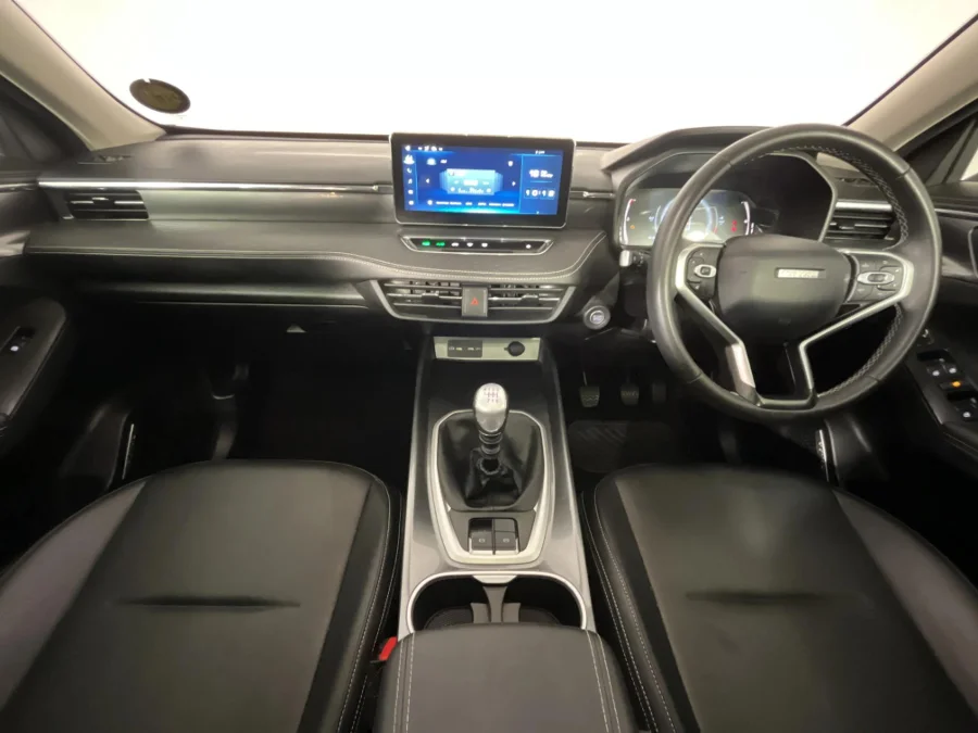 Used 2022 Haval Jolion 1.5T Luxury manual - WeBuyCars Brackenfell Cape Town