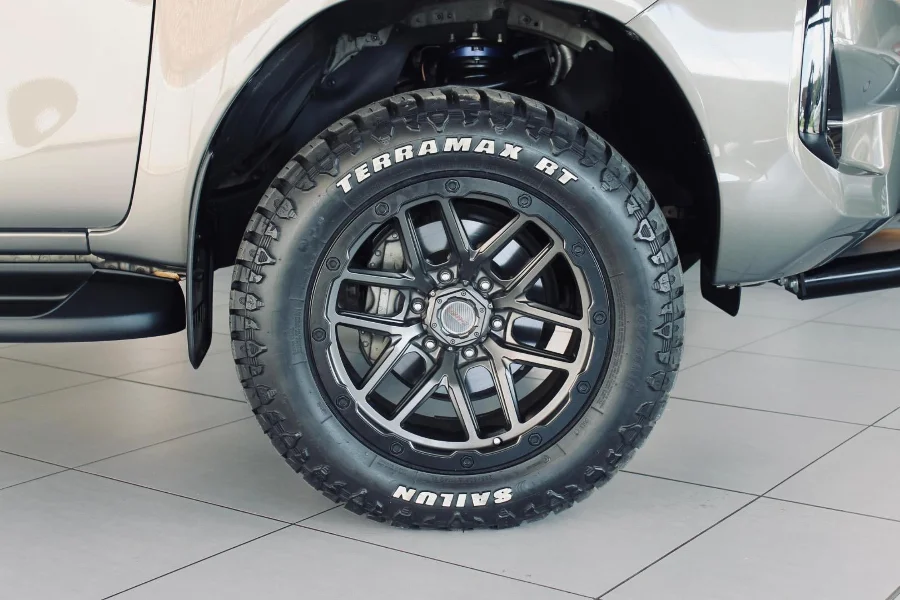 Used 2025 Toyota Hilux 2.8GD-6 48V double cab Raider - Midcity Motors Klerksdorp