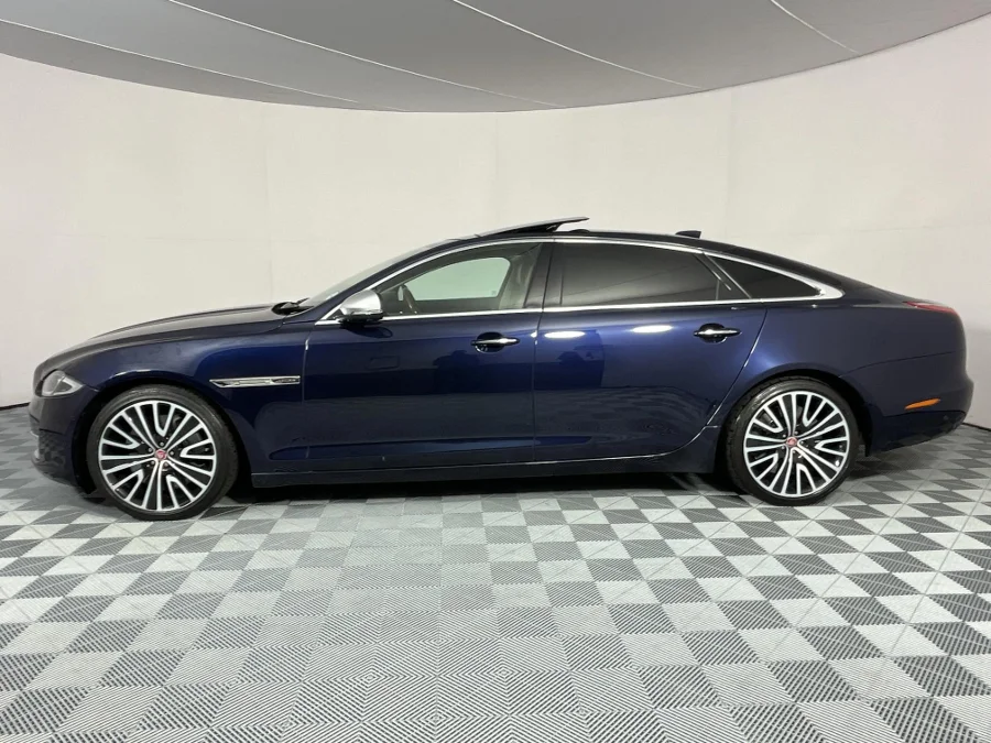Used 2016 Jaguar XJ L 5.0 Supercharged Autobiography - WeBuyCars Lansdowne