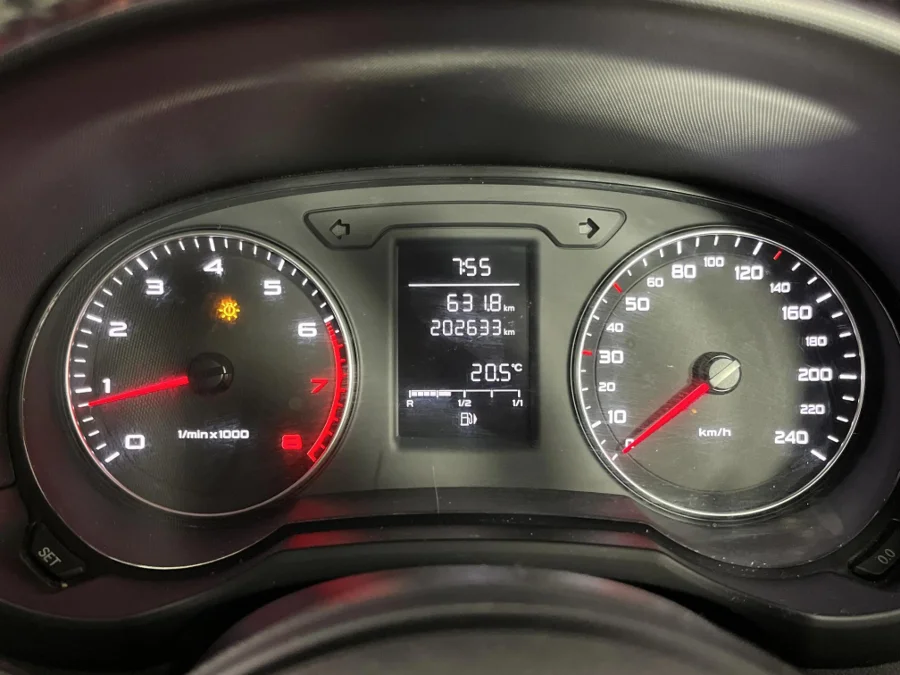 Used 2011 Audi A1 3-door 1.4TFSI S - WeBuyCars Lansdowne Used 2011 Audi A1 3-door 1.4TFSI S - WeBuyCars Lansdowne