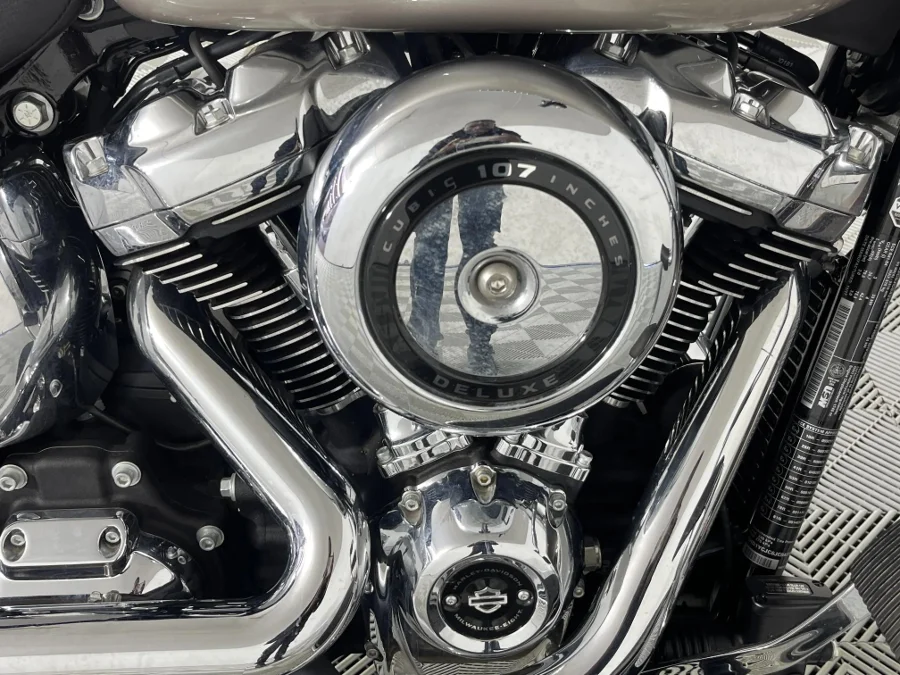 Used 2018 Harley Davidson Softail Deluxe - WeBuyCars Silverlakes