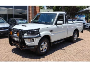 Used 2025 Mahindra Pik Up 2.2CRDe single cab S6