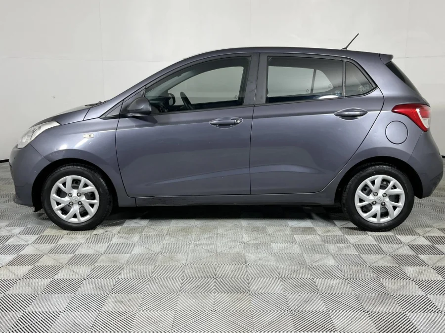 Used 2017 Hyundai Grand i10 1.25 Motion auto - WeBuyCars Riverhorse Used 2017 Hyundai Grand i10 1.25 Motion auto - WeBuyCars Riverhorse