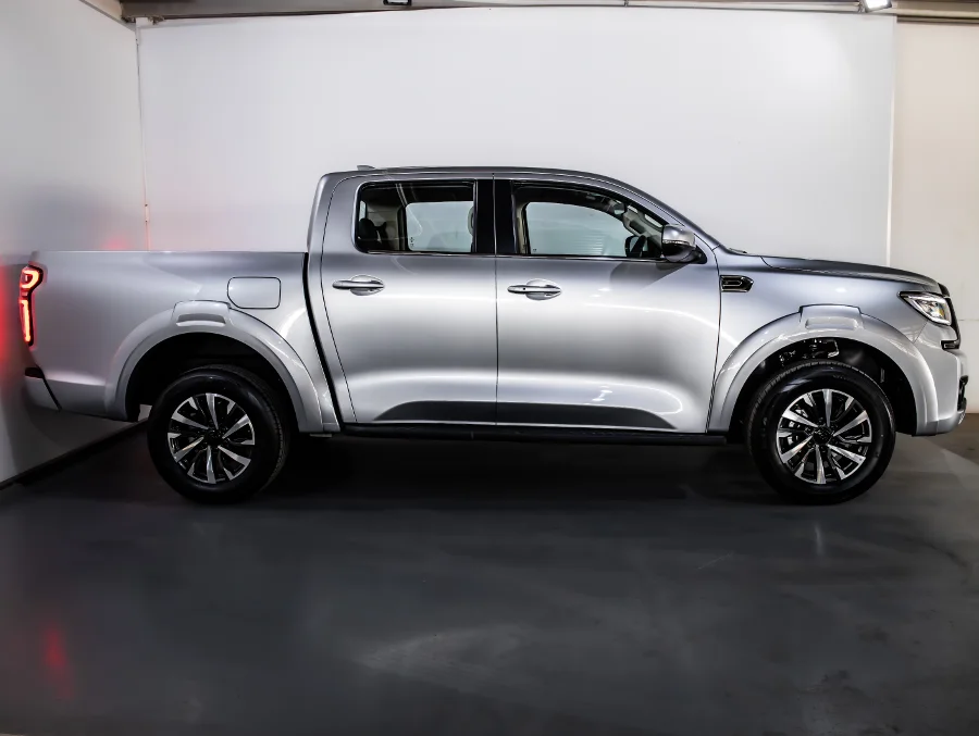 New GWM P300 2.4T double cab LS - GWM Haval Suzuki Foton Silver Lakes