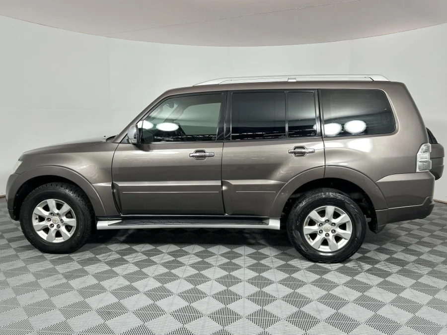 Used 2010 Mitsubishi Pajero 5-door 3.2DI-D GLS - WeBuyCars Richmond Used 2010 Mitsubishi Pajero 5-door 3.2DI-D GLS - WeBuyCars Richmond
