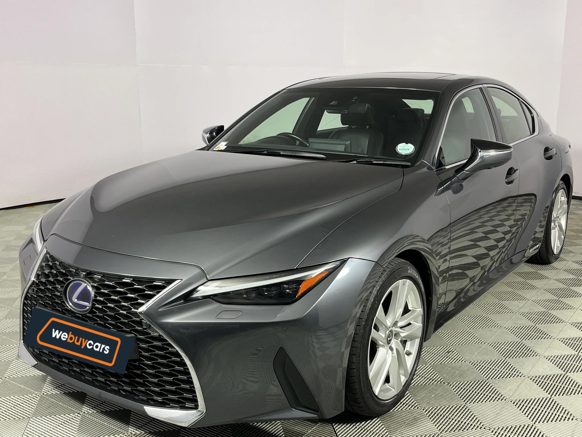 Used 2021 Lexus IS 300h SE
