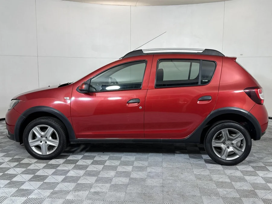 Used 2015 Renault Sandero Stepway 66kW turbo - WeBuyCars Midstream