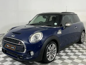 Used 2018 MINI Hatch Cooper S Hatch 3-door Paddy Hopkirk Edition