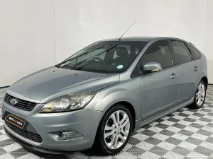 Used 2009 Ford Focus 2.0 5-door Si