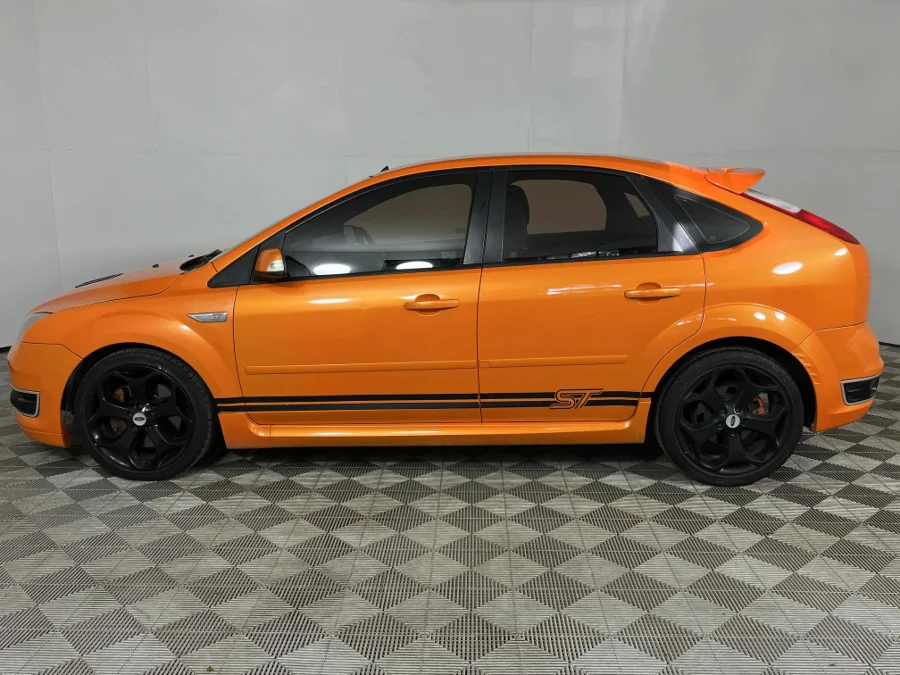 Used 2007 Ford Focus ST 5-door - WeBuyCars George
