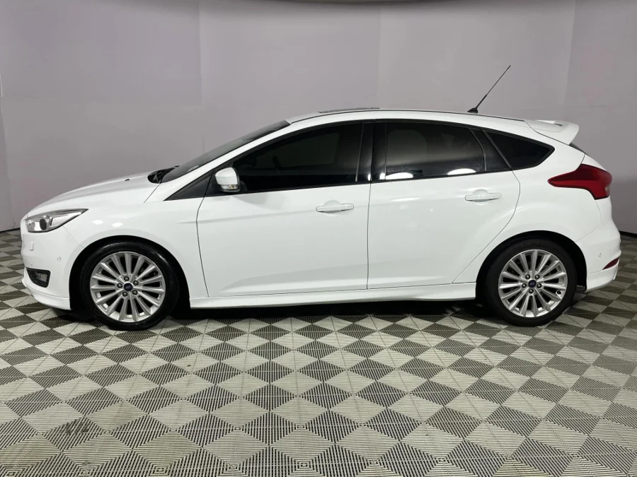 Used 2018 Ford Focus hatch 1.0T Trend auto - WeBuyCars Montana